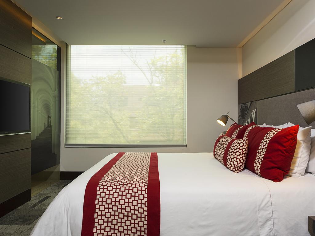 Ek Hotel By Preferred Hotels Group Bogota Exterior photo